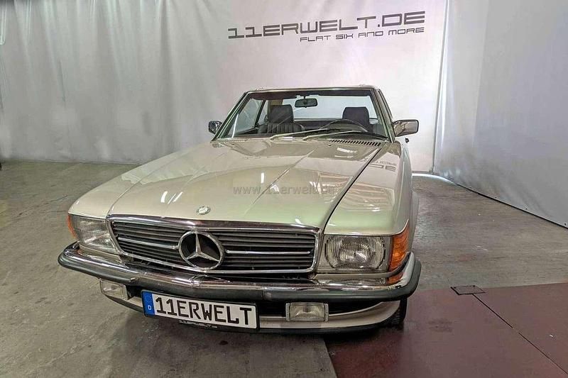 Gebraucht Mercedes 560 231 PS (169 kW) 1987 Rauchsilber Cabrio