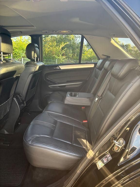 Gebraucht Mercedes ML350 224 PS (164 kW) 2009 Schwarz SUV