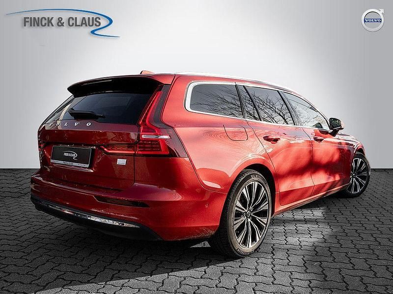 Gebraucht Volvo V60 Plus 398 PS (292 kW) 2022 Rot Kombi