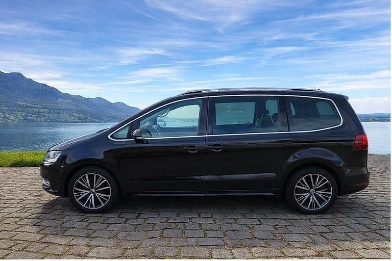 Schwarz Gebraucht 2017 VW Sharan Allstar Van / Kleinbus | 18.800 € (Guter Preis) - Bild 1/4
