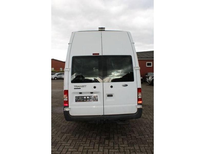 Second-hand Ford Transit 200 CP (147 kW) 2009 Alb Pickup