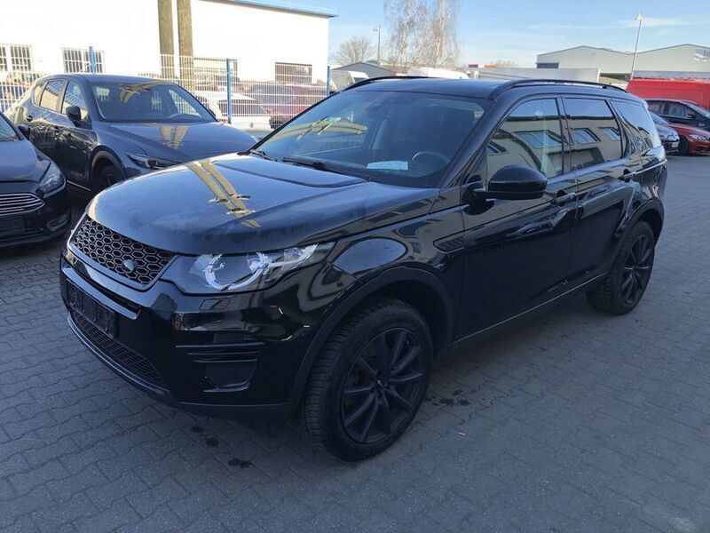 Santorini black Gebraucht 2017 Land Rover Discovery Sport Pure SUV | 8.980 € - Bild 1/4