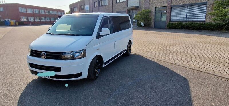 Weiß Gebraucht 2006 VW T5 Van | 11.750 € (Teuer) - Bild 1/4