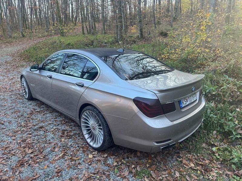 Beige Gebraucht 2008 BMW 750 Limousine | 7.500 € (Fairer Preis) - Bild 1/4
