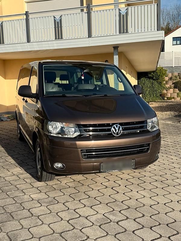 Braun Gebraucht 2012 VW T5 Highline Van | 19.800 € (Fairer Preis) - Bild 1/4