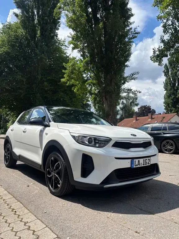 Gebraucht Kia Stonic Edition 7 101 PS (74 kW) 2020 Weiß SUV