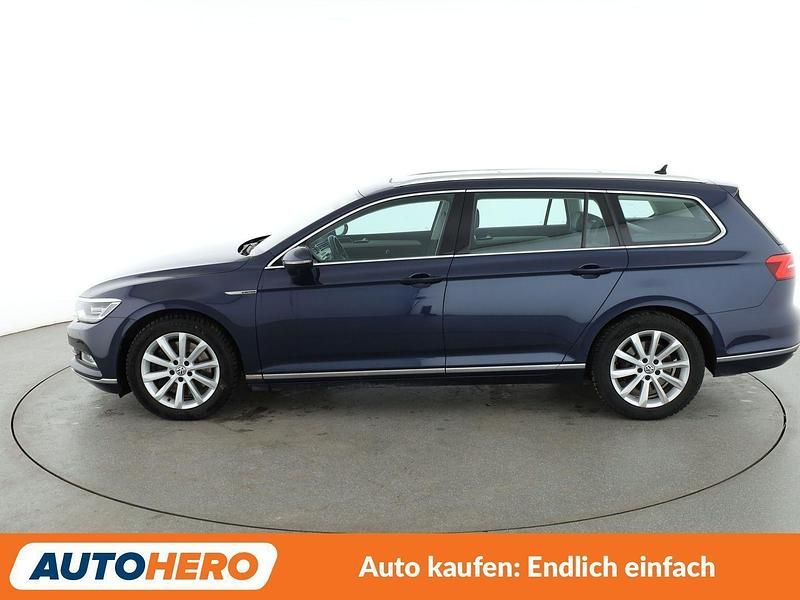 Gebraucht VW Passat Highline 240 PS (176 kW) 2015 Blau Kombi