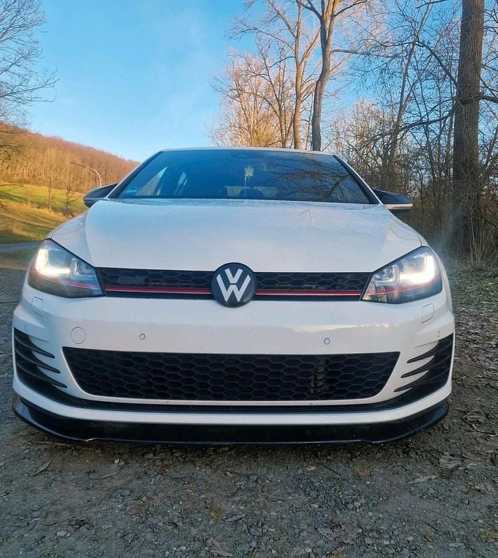 Gebraucht VW Golf VII GTI 220 PS (161 kW) 2016 Weiß Limousine