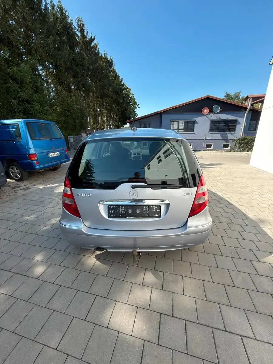 Gebraucht Mercedes A180 110 PS (80 kW) 2007 Blau Limousine