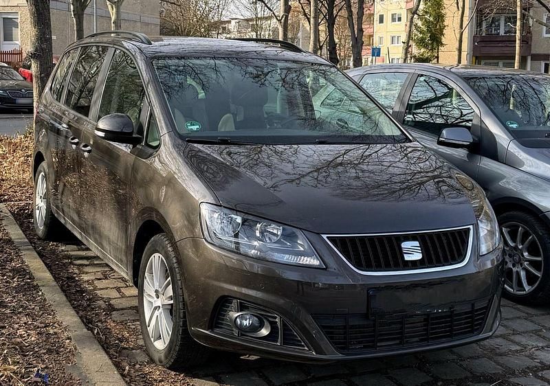 Gebraucht Seat Alhambra I-Tech 140 PS (102 kW) 2014 Braun Van / Kleinbus