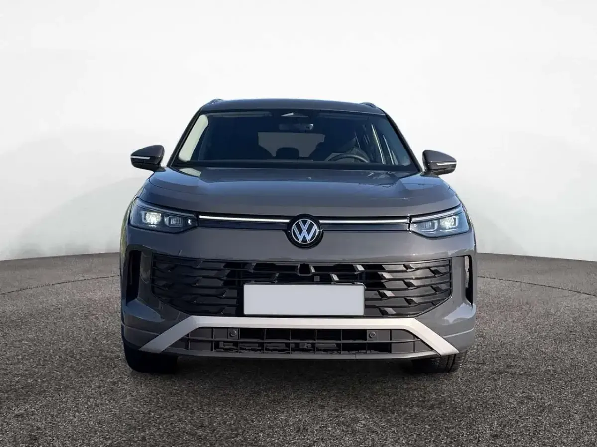 Gebraucht VW Tayron Life 150 PS (110 kW) 2025 Delfingrau SUV