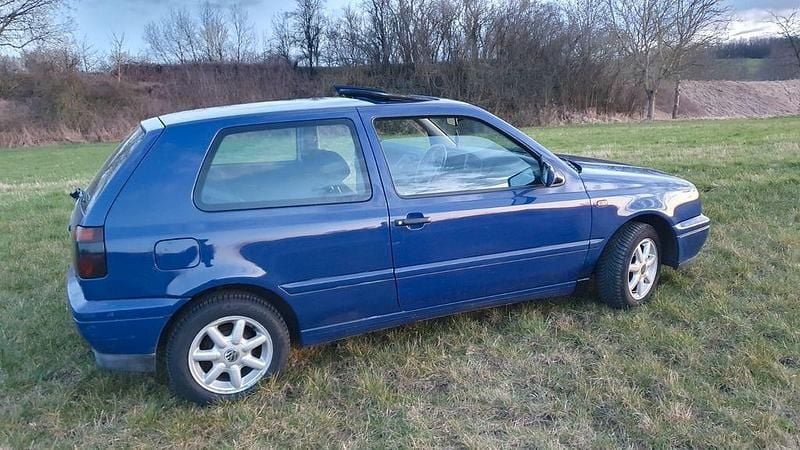 Brugt VW Golf III 60 HK (44 kW) 1997 Blå Sedan