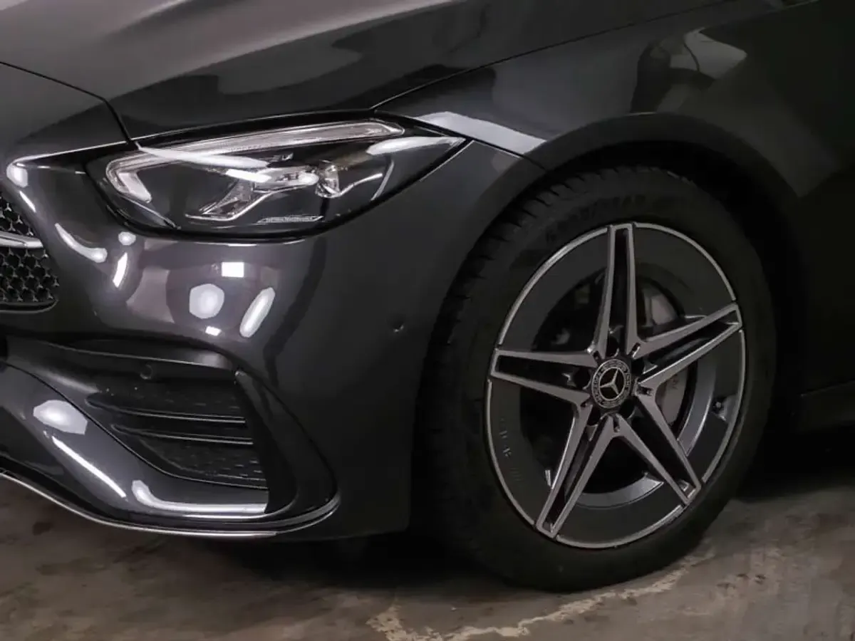 Gebraucht Mercedes C200 Advanced 163 PS (119 kW) 2025 Metalliclack graphitgrau Kombi