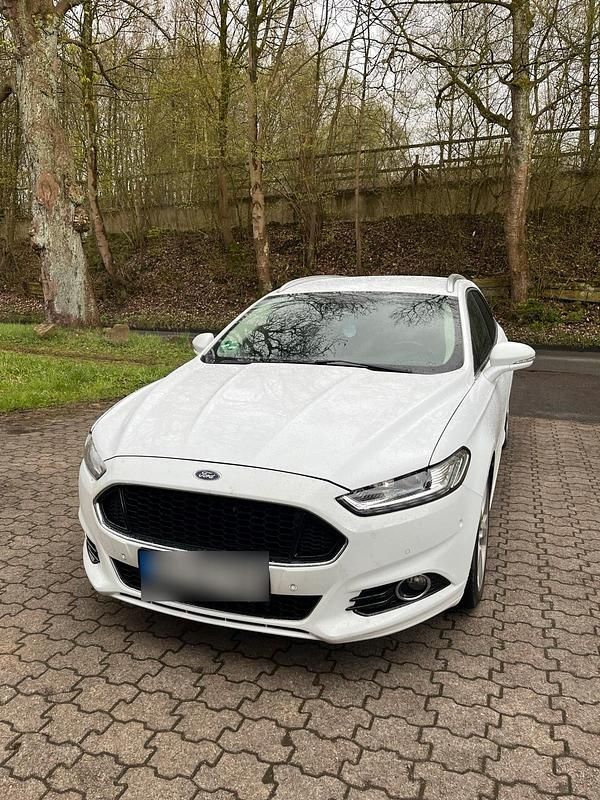 Gebraucht Ford Mondeo 150 PS (110 kW) 2015 Weiß Kombi