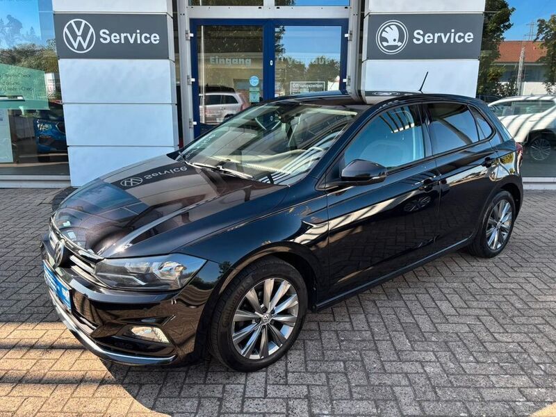 Schwarz Gebraucht 2017 VW Polo Comfortline Limousine | 12.750 € (Etwas zu teuer) - Bild 1/4