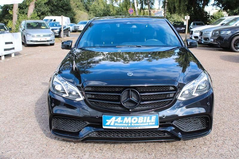 Schwarz Gebraucht 2014 Mercedes E63 AMG AMG Limousine | 19.499 € - Bild 1/4