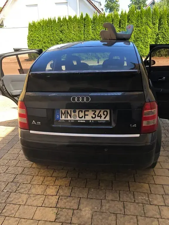 Gebraucht Audi A2 75 PS (55 kW) 2002 Schwarz Kleinwagen