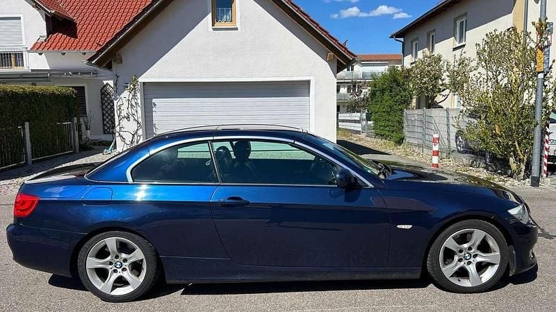 Gebraucht BMW 325 Cabriolet 204 PS (150 kW) 2011 Cabrio