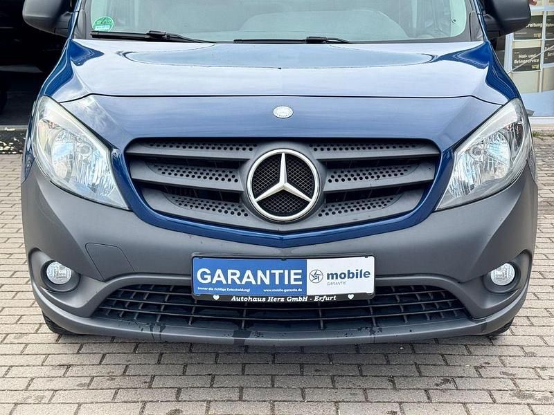 Gebraucht Mercedes Citan 111 110 PS (80 kW) 2016 Blau Van / Kleinbus