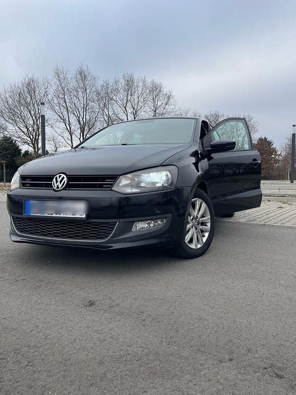 Gebraucht VW Polo Style 69 PS (50 kW) 2011 Schwarz Limousine