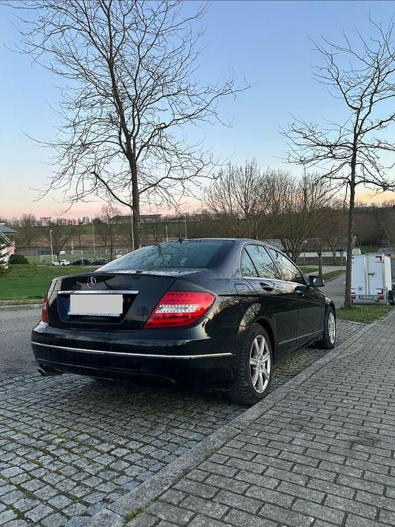 Gebraucht Mercedes 220 170 PS (125 kW) 2013 Schwarz Limousine