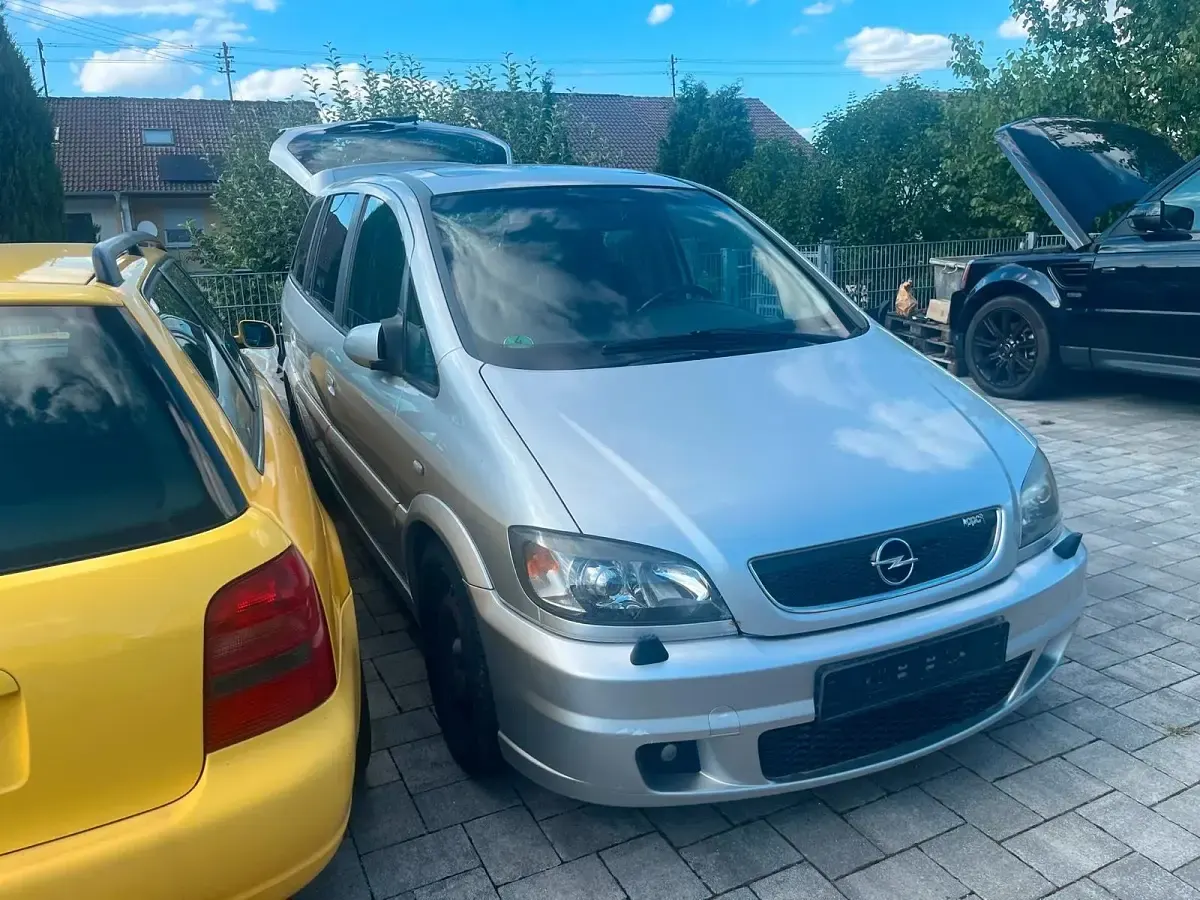 Gebraucht Opel Zafira OPC 200 PS (147 kW) 2007 Silber Van / Kleinbus