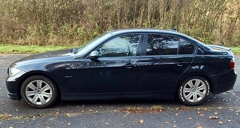 Gebraucht BMW 318 Performance 143 PS (105 kW) 2007 Schwarz Limousine