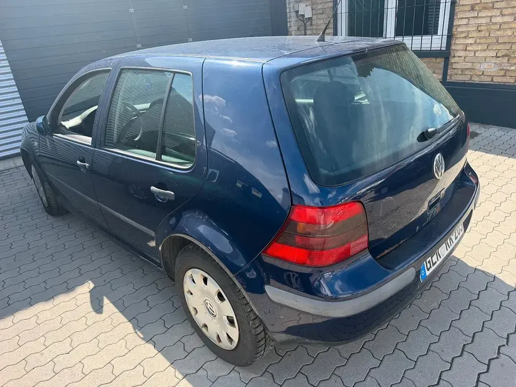 Gebraucht VW Golf IV 105 PS (77 kW) 2001 Blau Limousine