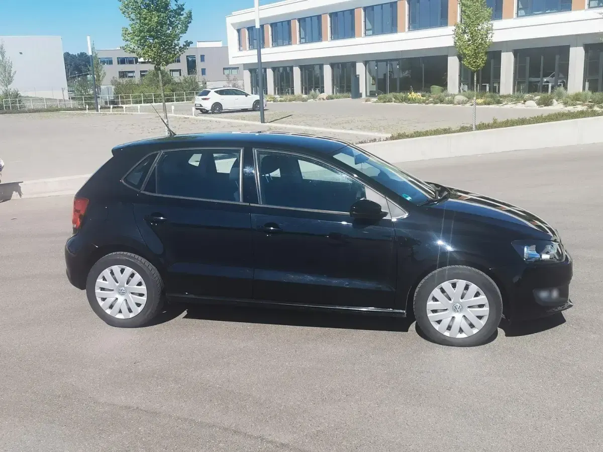 Używany VW Polo 70 KM (51 kW) 2012 Czarny Hatchback