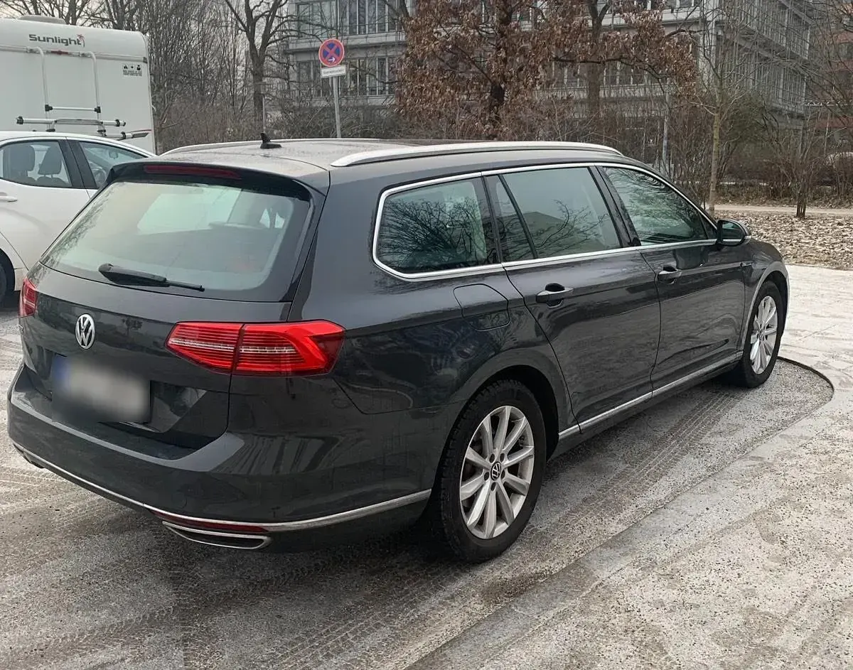 Gebraucht VW Passat GTE 218 PS (160 kW) 2017 Grau Kombi