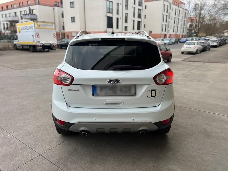 Weiß Gebraucht 2013 Ford Kuga Titanium SUV | 5.600 € (Superpreis) - Bild 1/4