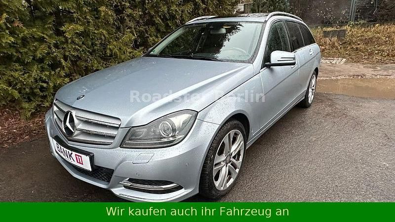 Gebraucht Mercedes 220 170 PS (125 kW) 2013 Silber Limousine