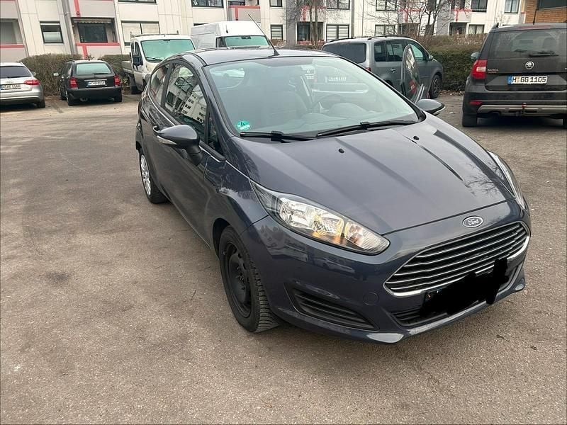 Gebraucht Ford Fiesta SYNC Edition 95 PS (69 kW) 2015 Andere farben Kleinwagen