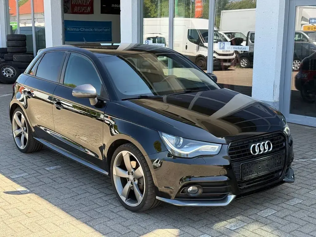 Gebraucht Audi A1 Sportback S-Line 185 PS (136 kW) 2012 Schwarz Kleinwagen