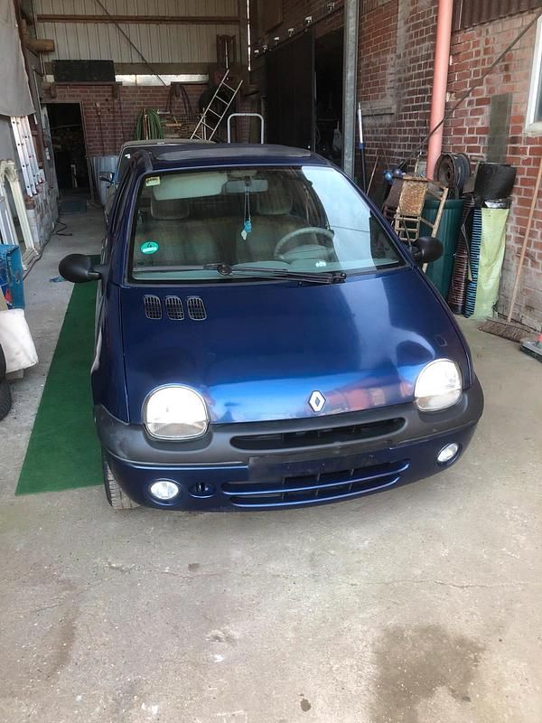 Second-hand Renault Clio II 1999 Albastru Hatchback