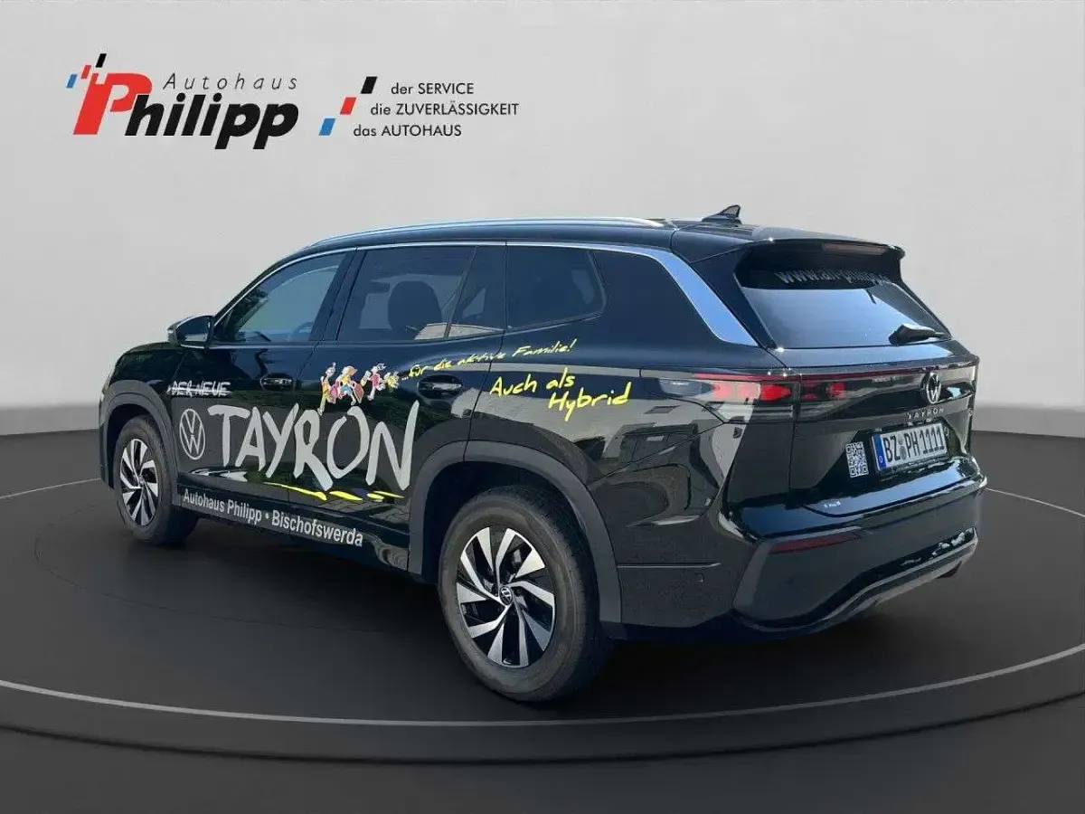 Gebraucht VW Tayron Life 150 PS (110 kW) 2025 Grenadillschwarz SUV