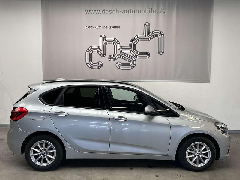 Gebraucht BMW 216 Advantage 116 PS (85 kW) 2016 Glaciersilber Van / Kleinbus