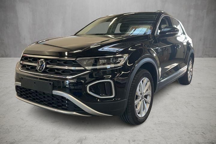 Deep black perleffekt Gebraucht 2024 VW T-Roc Style SUV | 27.980 € (Guter Preis) - Bild 1/4