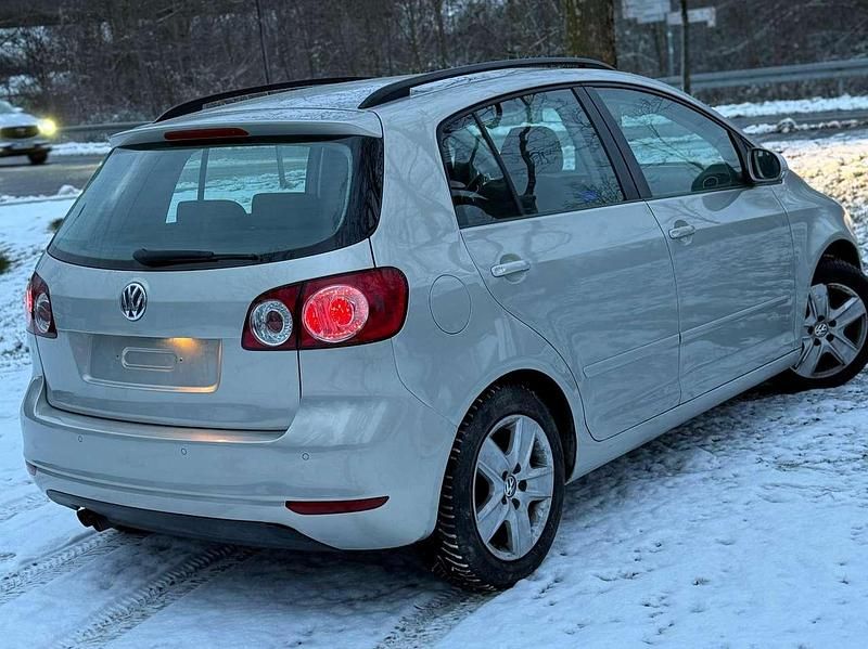 Gebraucht VW Golf Plus Cross 122 PS (89 kW) 2010 Grau Van / Kleinbus