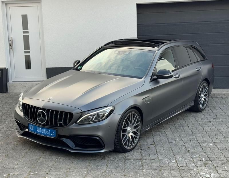 Grau Gebraucht 2018 Mercedes C63 AMG AMG Kombi | 36.970 € (Fairer Preis) - Bild 1/4
