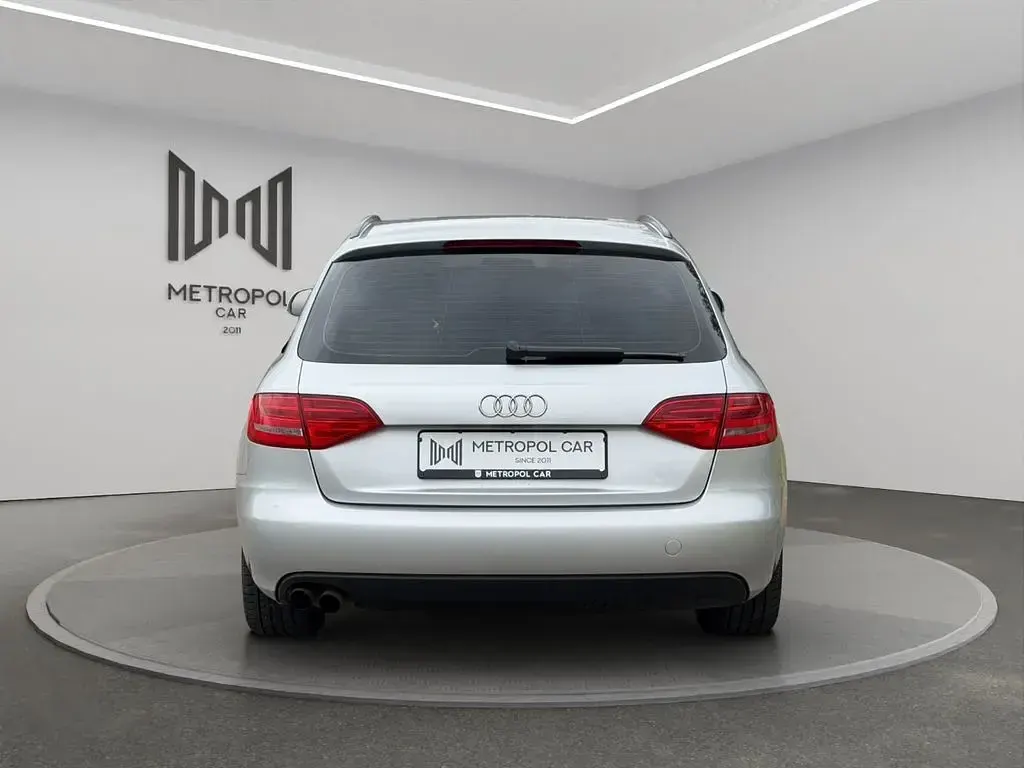 Gebraucht Audi A4 Attraction 160 PS (117 kW) 2009 Silber Kombi