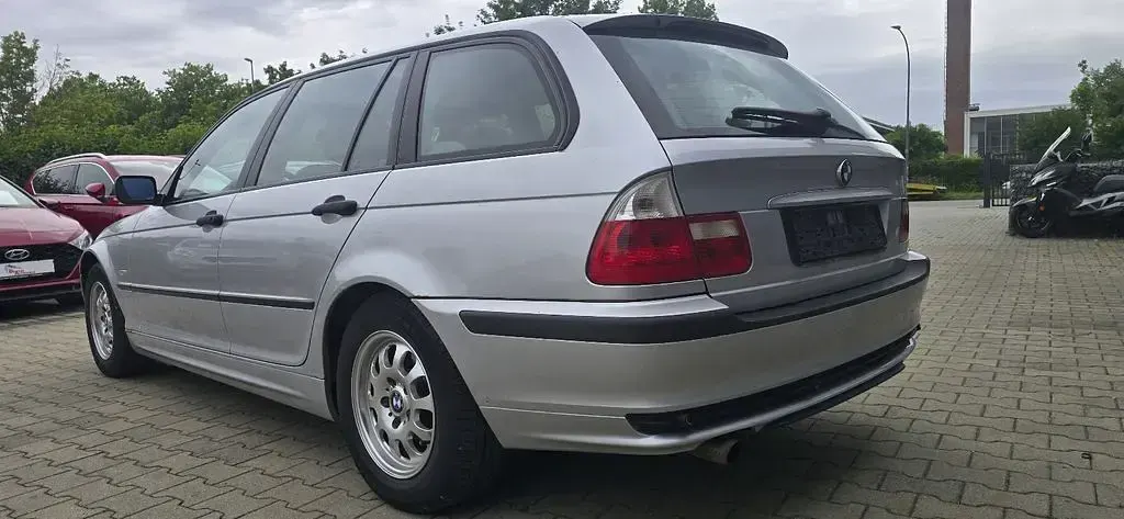 Gebraucht BMW 318 118 PS (86 kW) 2001 Limousine