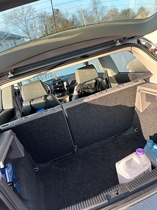 Second-hand VW Polo 2002 Argintiu Hatchback