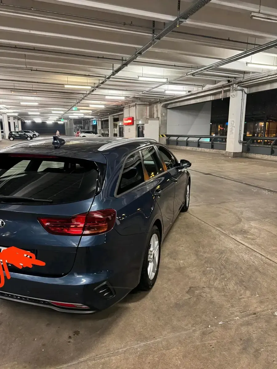 Gebraucht Kia Ceed 120 PS (88 kW) 2021 Blau Kleinwagen
