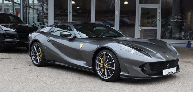 Gebraucht Ferrari 812 799 PS (587 kW) 2021 Schwarz Cabrio
