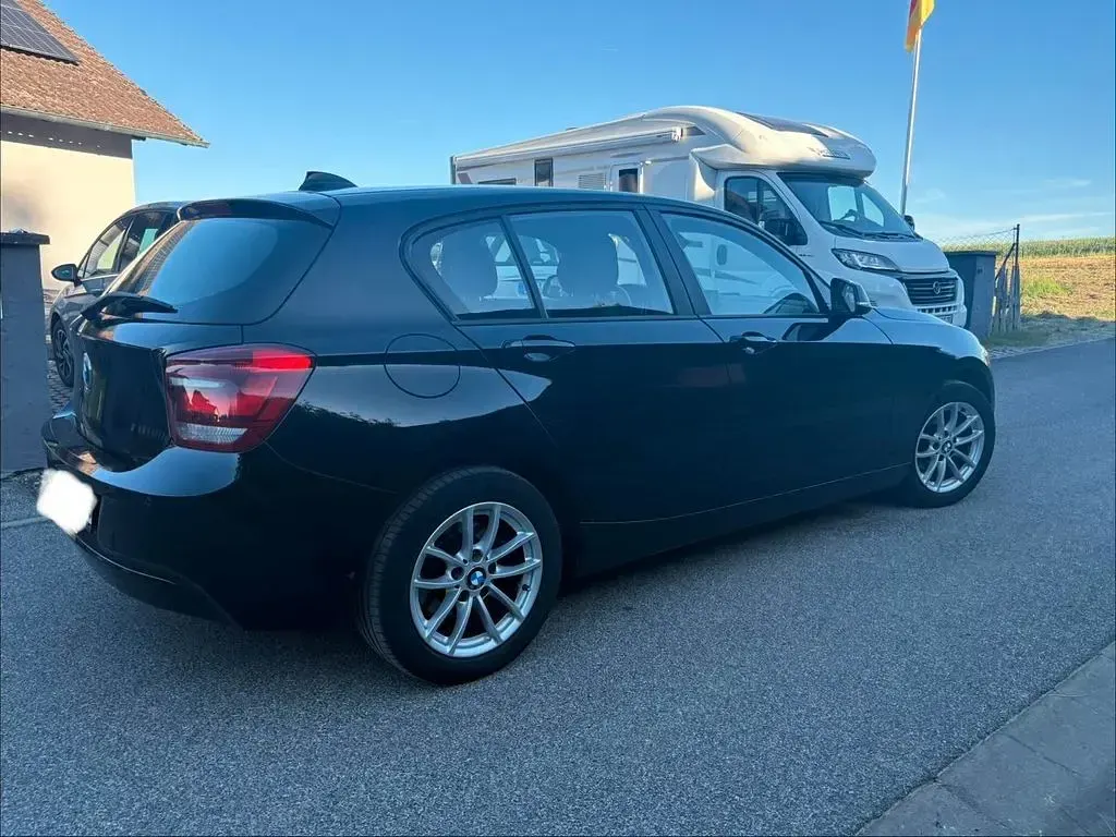 Gebraucht BMW 116 136 PS (100 kW) 2013 Schwarz Kleinwagen