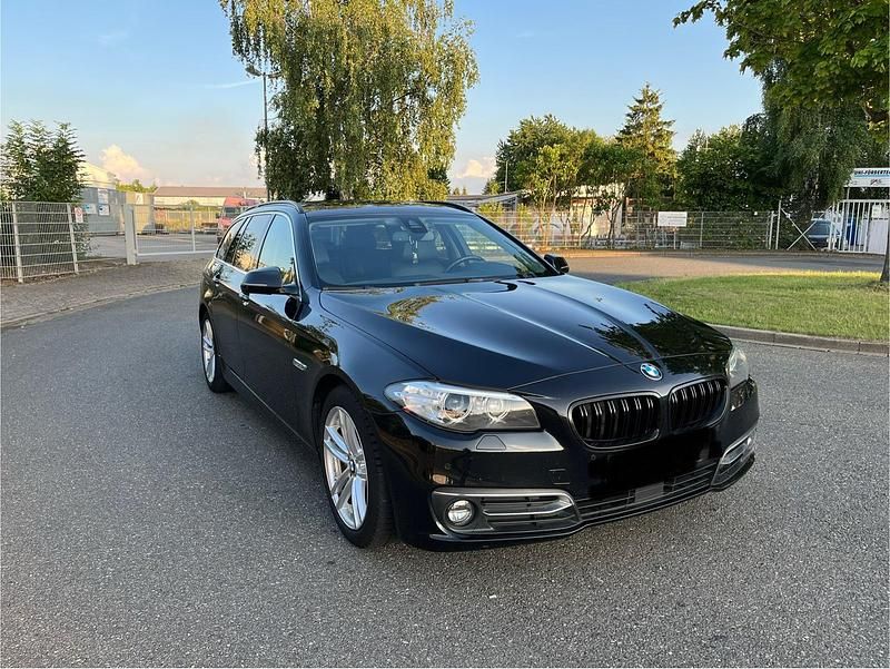 Schwarz Gebraucht 2015 BMW 525 Luxury Line Kombi | 13.999 € (Guter Preis) - Bild 1/4