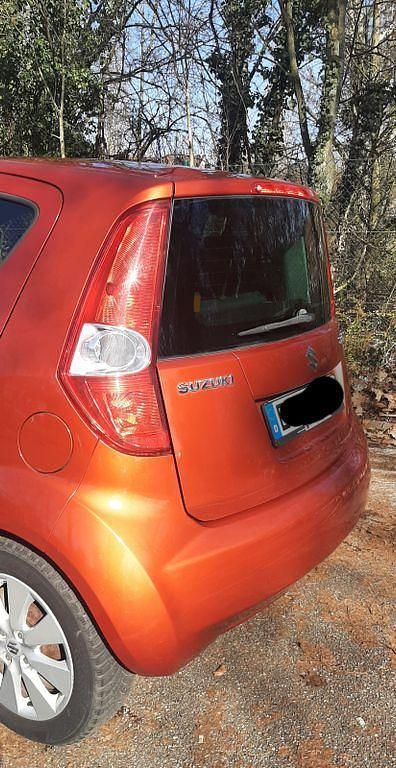 Gebraucht Suzuki Splash 65 PS (47 kW) 2009 Orange Kleinwagen