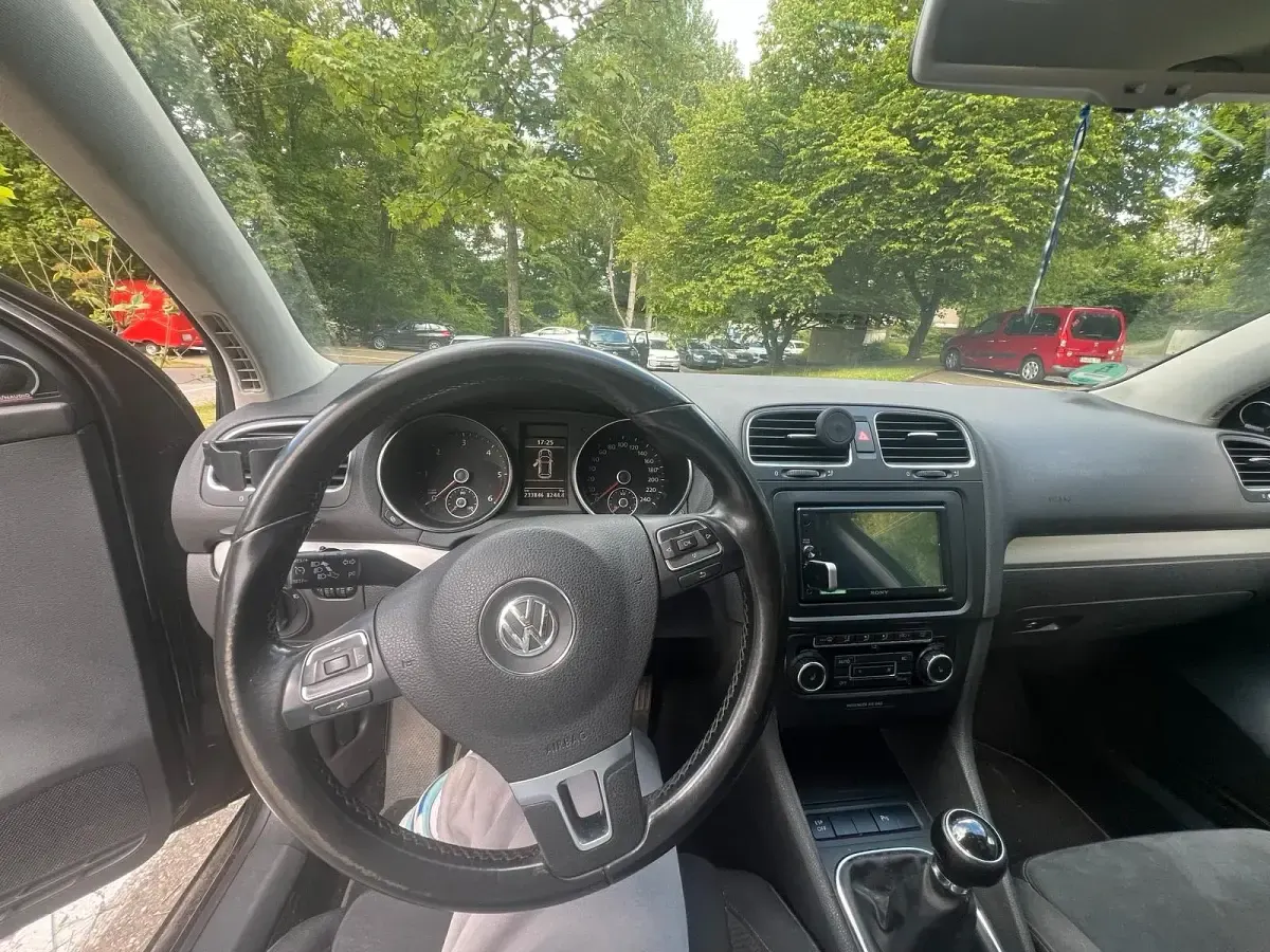 Używany VW Golf VI Highline 110 KM (80 kW) 2009 Czarny Hatchback