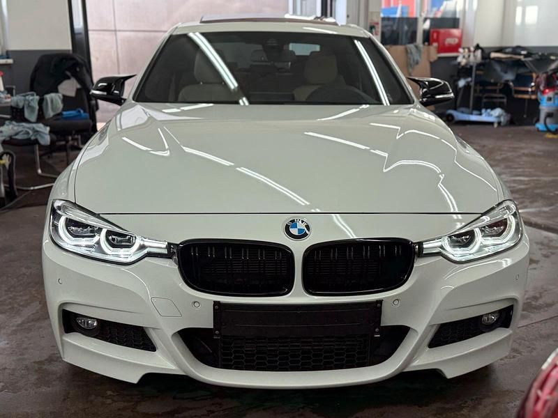 Gebraucht BMW 330 M Sport 258 PS (189 kW) 2016 Weiß Limousine